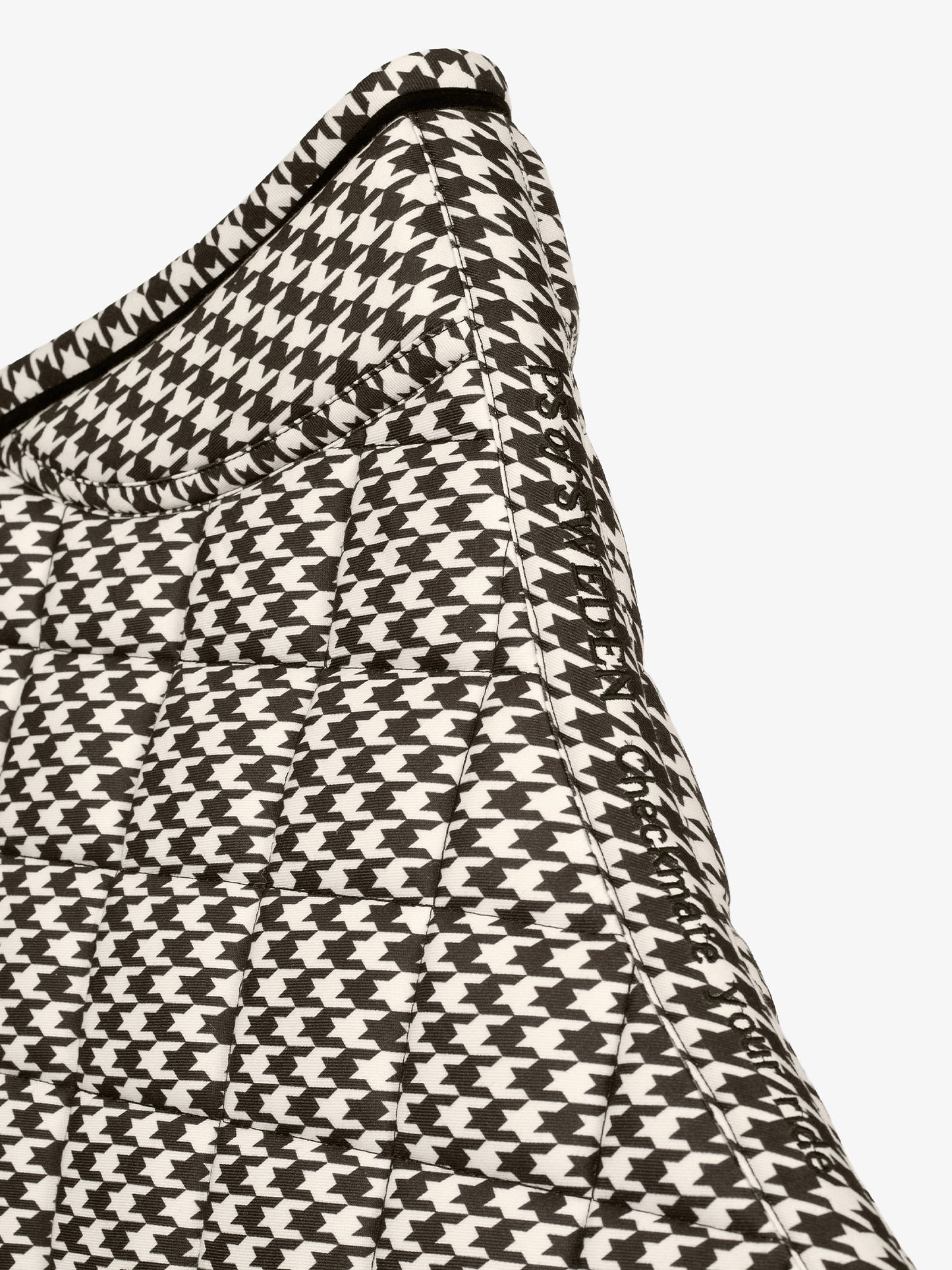SP HOUNDSTOOTH, Jump