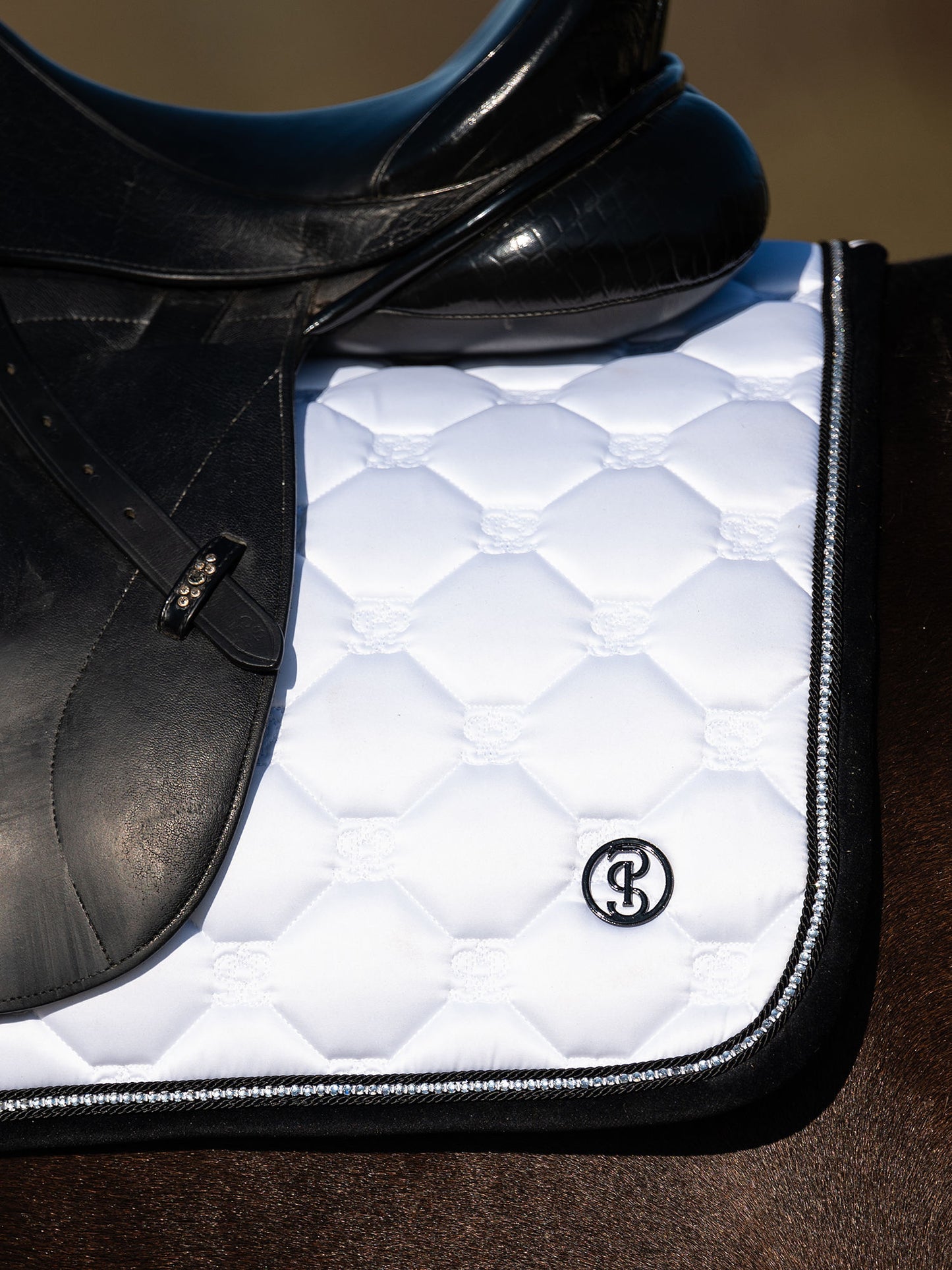 SP Vintage Monogram WHITE & BLACK, Dressage