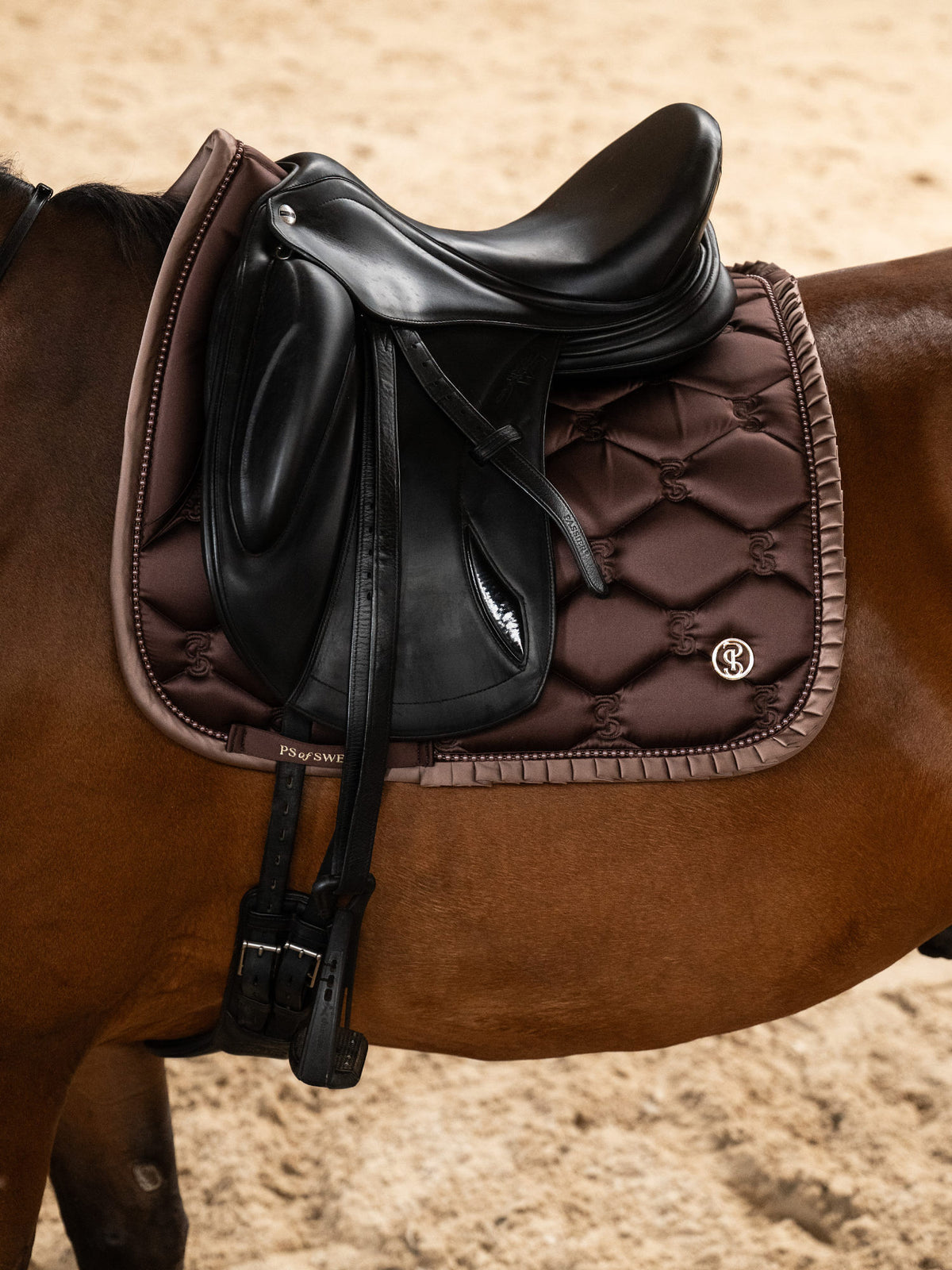 SP Ruffle Pearl EARTH BROWN, Dressage