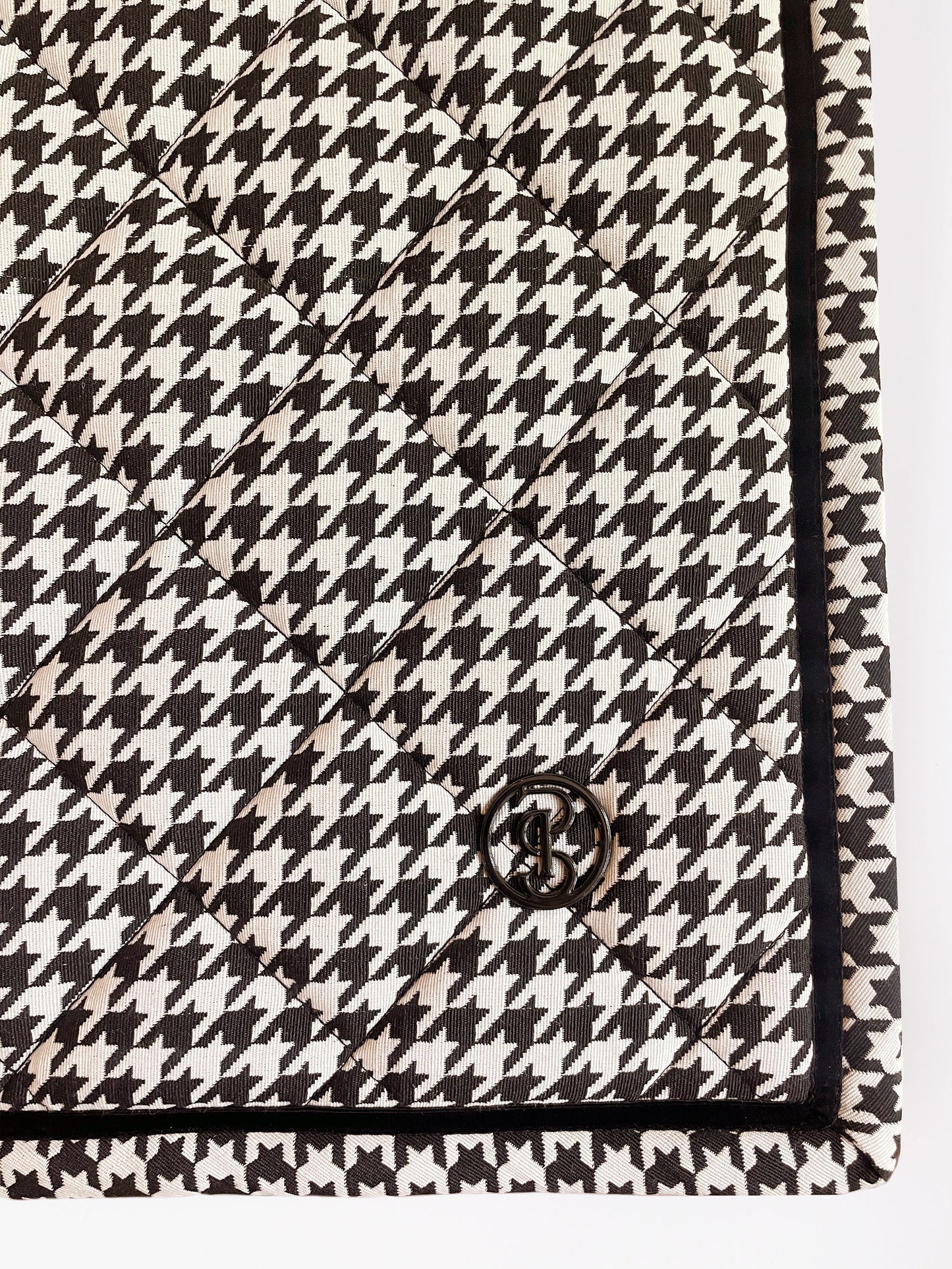SP HOUNDSTOOTH, Dressage